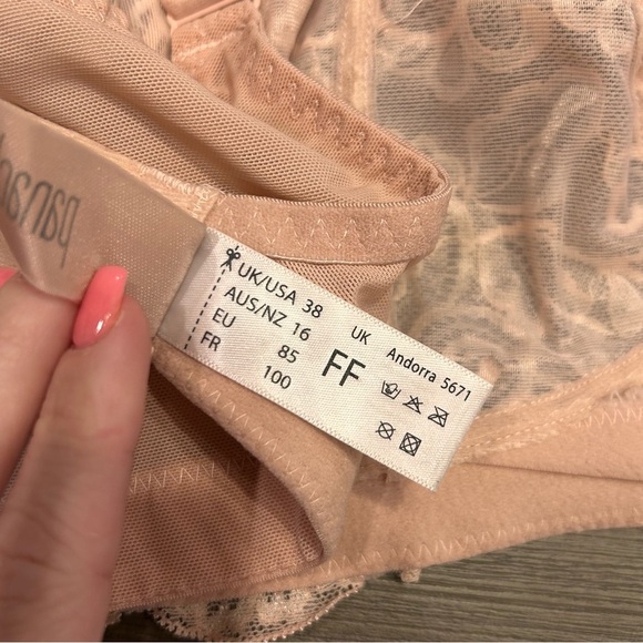 Panache Andorra Wireless Bra - Picture 8 of 9